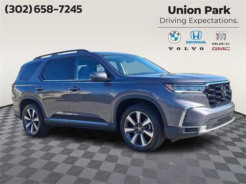 2023 Honda Pilot Touring