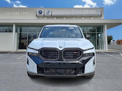 Brooklyn Grey Metallic 2026 BMW XM Label