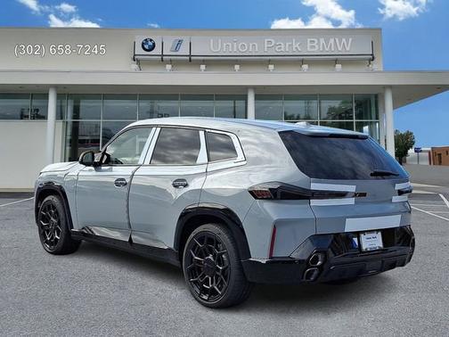 Brooklyn Grey Metallic 2026 BMW XM Label