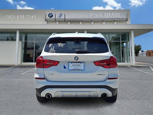 Mineral White Metallic 2019 BMW X3 xDrive30i