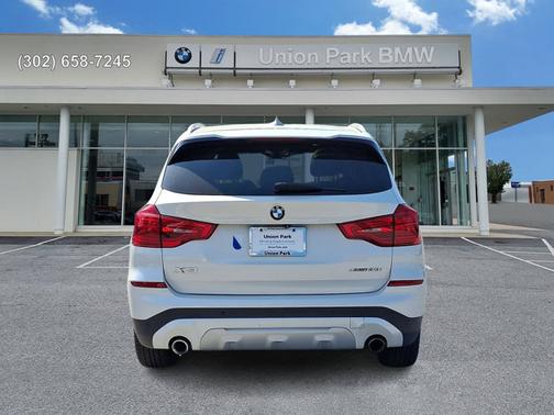 Mineral White Metallic 2019 BMW X3 xDrive30i