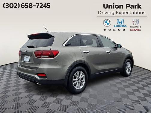 Titanium Silver 2019 Kia Sorento L