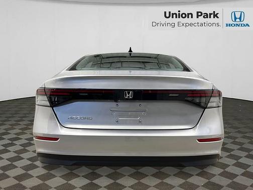 Solar Silver Metallic 2026 Honda Accord SE