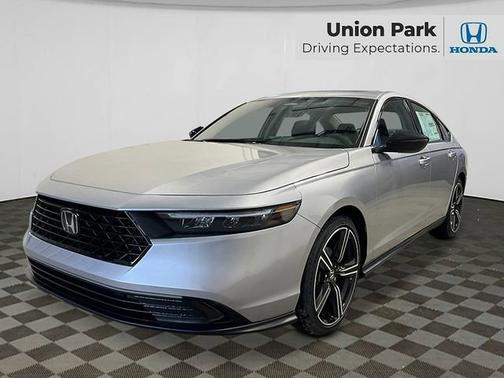 Solar Silver Metallic 2026 Honda Accord SE