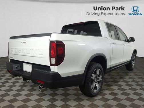 Platinum White Pearl 2026 Honda Ridgeline RTL