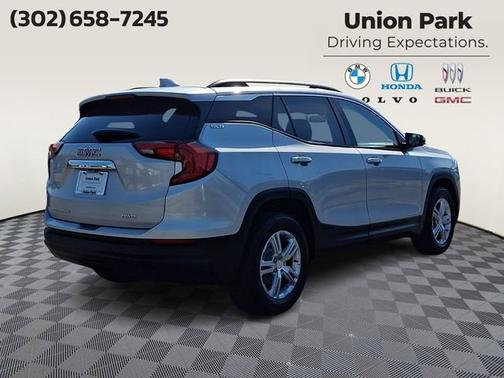 Quicksilver Metallic 2019 GMC Terrain SLE