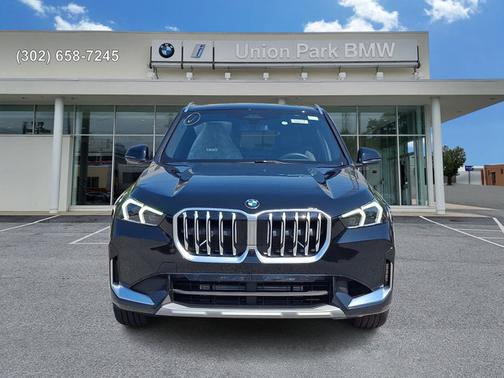 Black Sapphire Metallic 2026 BMW X1 xDrive28i