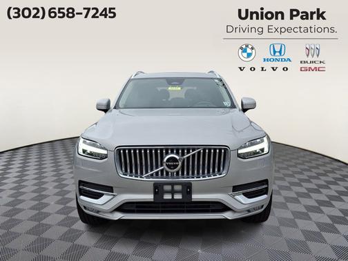 Silver Dawn Metallic 2023 Volvo XC90 Plus