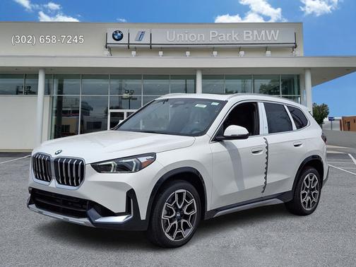 Alpine White 2026 BMW X1 xDrive28i