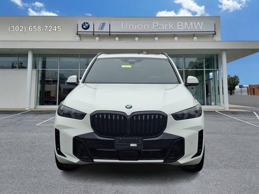 Alpine White 2024 BMW X5 xDrive40i