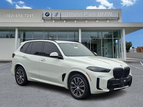 Alpine White 2024 BMW X5 xDrive40i