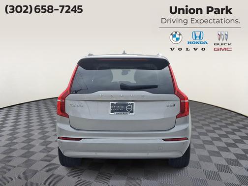 2023 Volvo XC90 Core