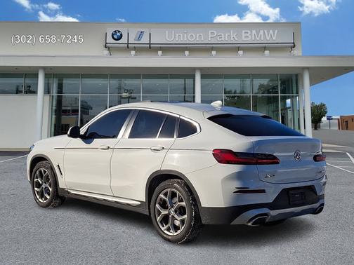 2022 BMW X4 xDrive30i