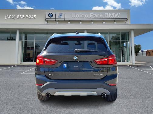 Black Sapphire Metallic 2018 BMW X1 xDrive28i