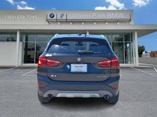 Black Sapphire Metallic 2018 BMW X1 xDrive28i