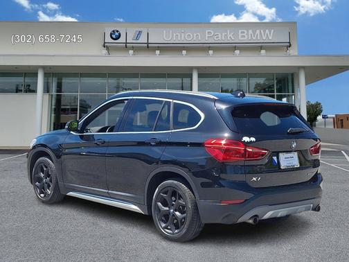 Black Sapphire Metallic 2018 BMW X1 xDrive28i
