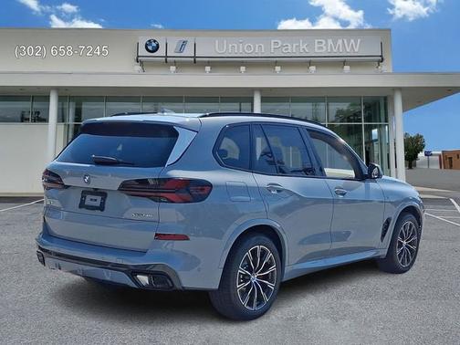 Brooklyn Grey Metallic 2026 BMW X5 xDrive50e