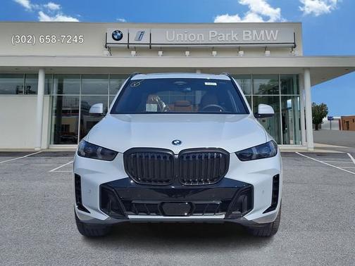 Brooklyn Grey Metallic 2026 BMW X5 xDrive50e
