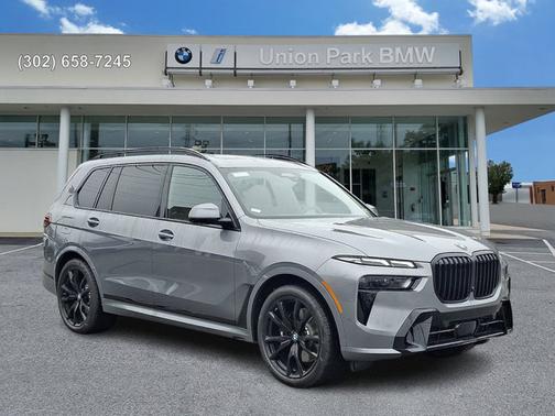 Skyscraper Grey Metallic 2026 BMW X7 xDrive40i