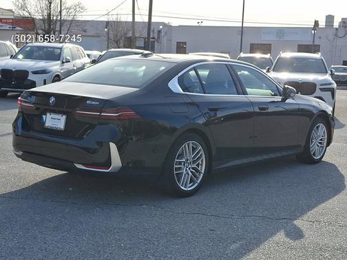 2025 BMW 530 530i xDrive