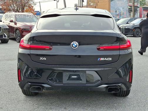 2023 BMW X4 M40i