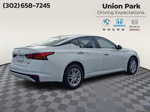 Glacier White 2020 Nissan Altima 2.5 S