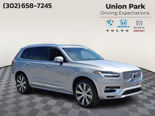 Silver Dawn Metallic 2024 Volvo XC90 Recharge Plug-In Hybrid Ultimate Bright Theme