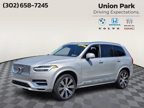 Silver Dawn Metallic 2024 Volvo XC90 Recharge Plug-In Hybrid Ultimate Bright Theme