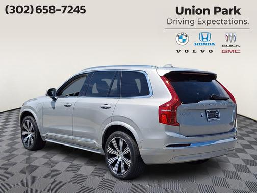Silver Dawn Metallic 2024 Volvo XC90 Recharge Plug-In Hybrid Ultimate Bright Theme