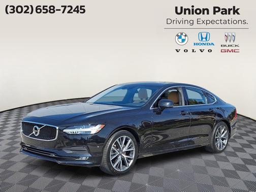 2017 Volvo S90 T5 Momentum