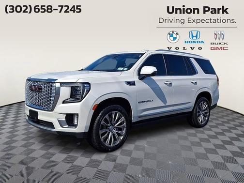 White Frost Tricoat 2021 GMC Yukon Denali