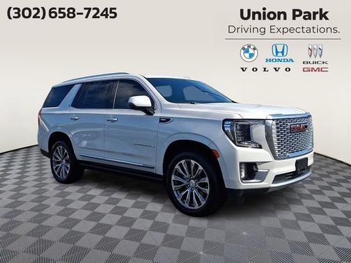White Frost Tricoat 2021 GMC Yukon Denali