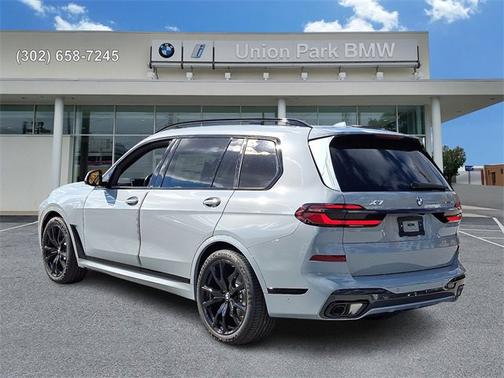 2026 BMW X7 xDrive40i