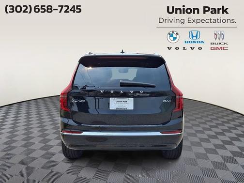 Onyx Black Metallic 2026 Volvo XC90 Core