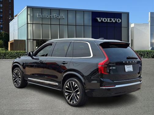 Onyx Black Metallic 2026 Volvo XC90 Core