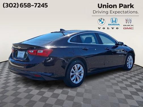 Mosaic Black Metallic 2023 Chevrolet Malibu 1LT