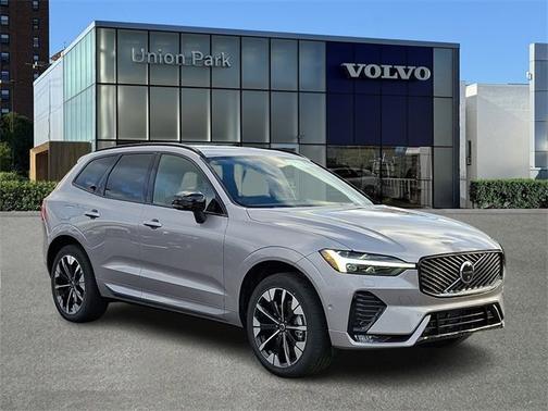 2026 Volvo XC60 Plus