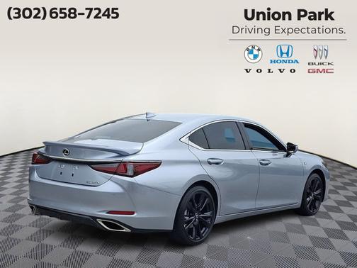 Iridium 2023 Lexus ES 350 F SPORT Handling