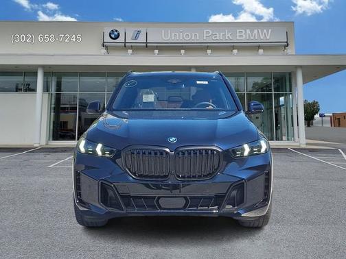 Carbon Black Metallic 2026 BMW X5 xDrive50e