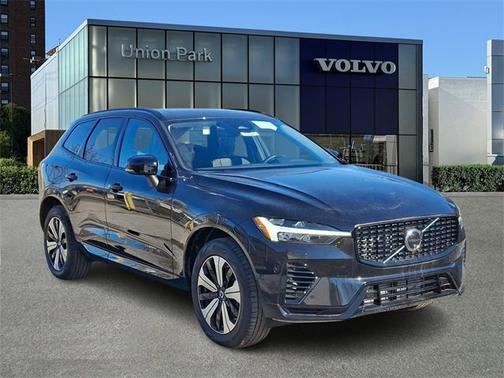2025 Volvo XC60 Plug-In Hybrid Plus