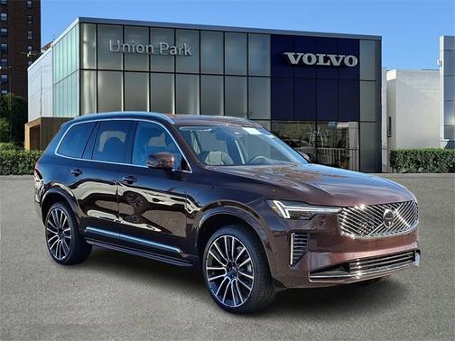 2026 Volvo XC90 Plus