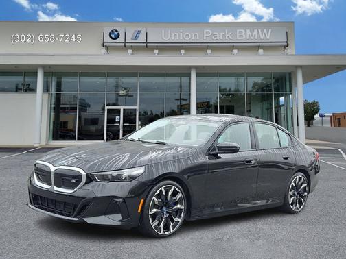 Black Sapphire Metallic 2024 BMW i5 M60