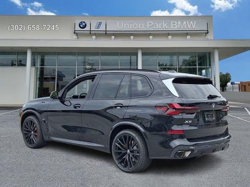 Black Sapphire Metallic 2026 BMW X5 xDrive40i