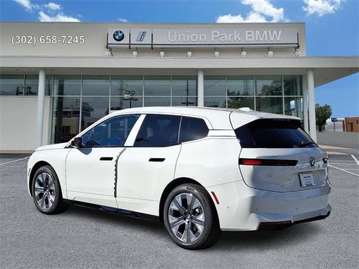 2026 BMW iX xDrive45