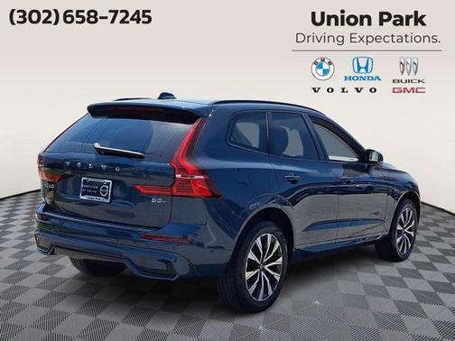 Denim Blue Metallic 2023 Volvo XC60 Plus Dark Theme