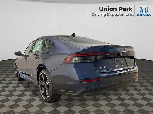 Canyon River Blue Metallic 2026 Honda Accord SE