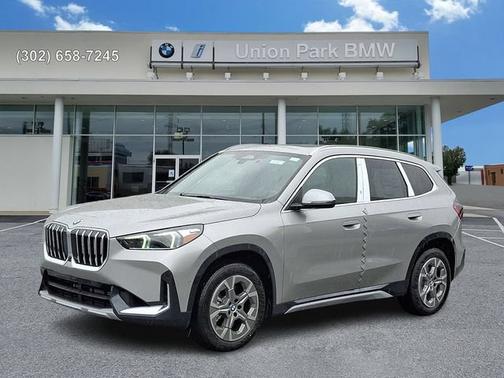 Space Silver Metallic 2026 BMW X1 xDrive28i