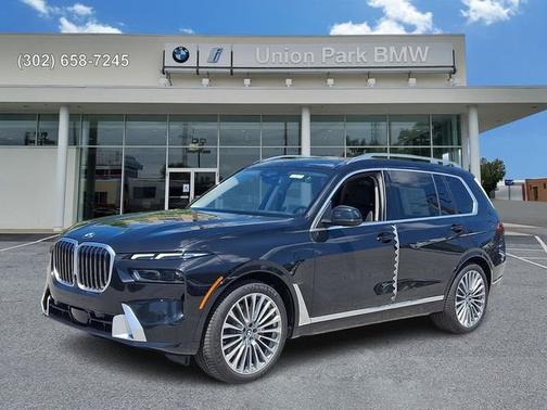 Black Sapphire Metallic 2027 BMW X7 xDrive40i