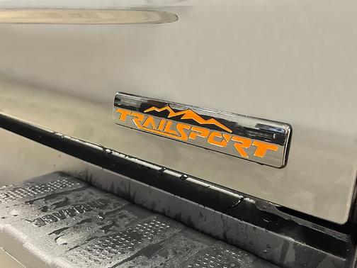 Crystal Black Pearl 2026 Honda Ridgeline TrailSport