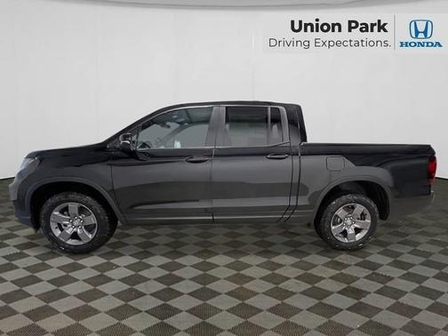 Crystal Black Pearl 2026 Honda Ridgeline TrailSport